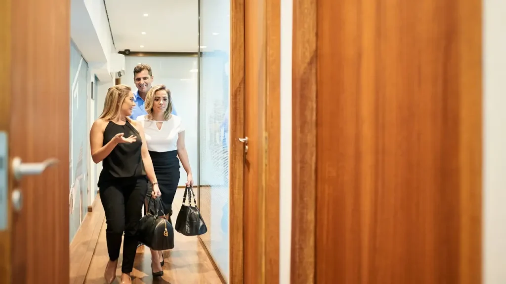 Los retrasos de los trabajadores se pueden detectar y probar con facilidad si se trabaja con una herramienta de control horario